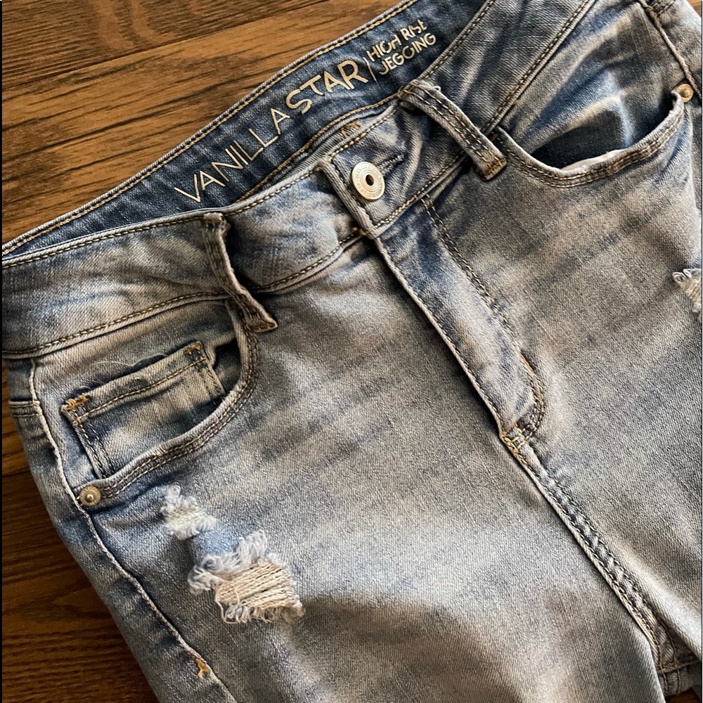 Sz 3 Vanilla Star High Rise Distressed Jeggings
